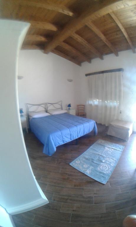 Agriturismo Locoe Oliena Buitenkant foto